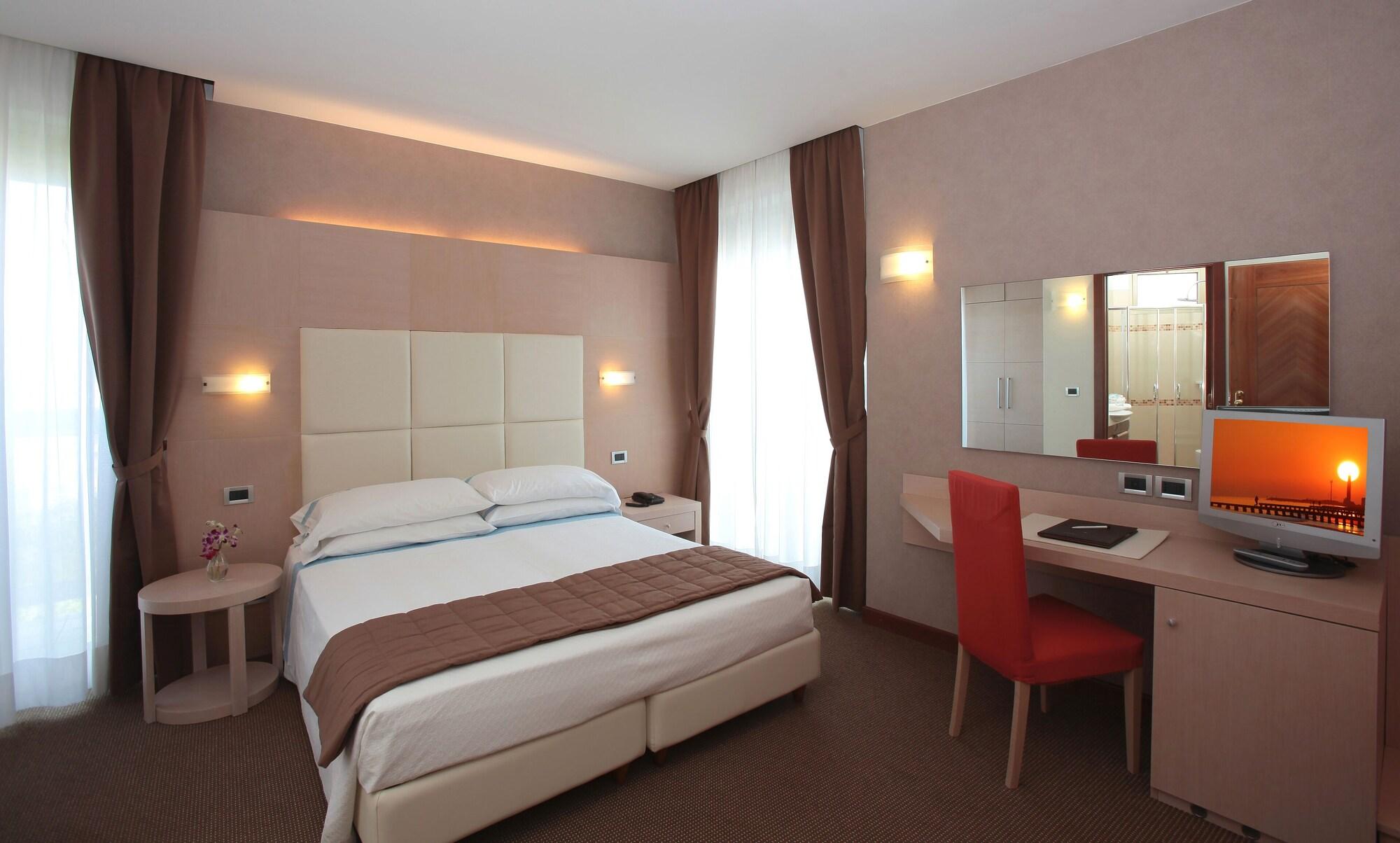 Hotel Rivamare Jesolo Extérieur photo